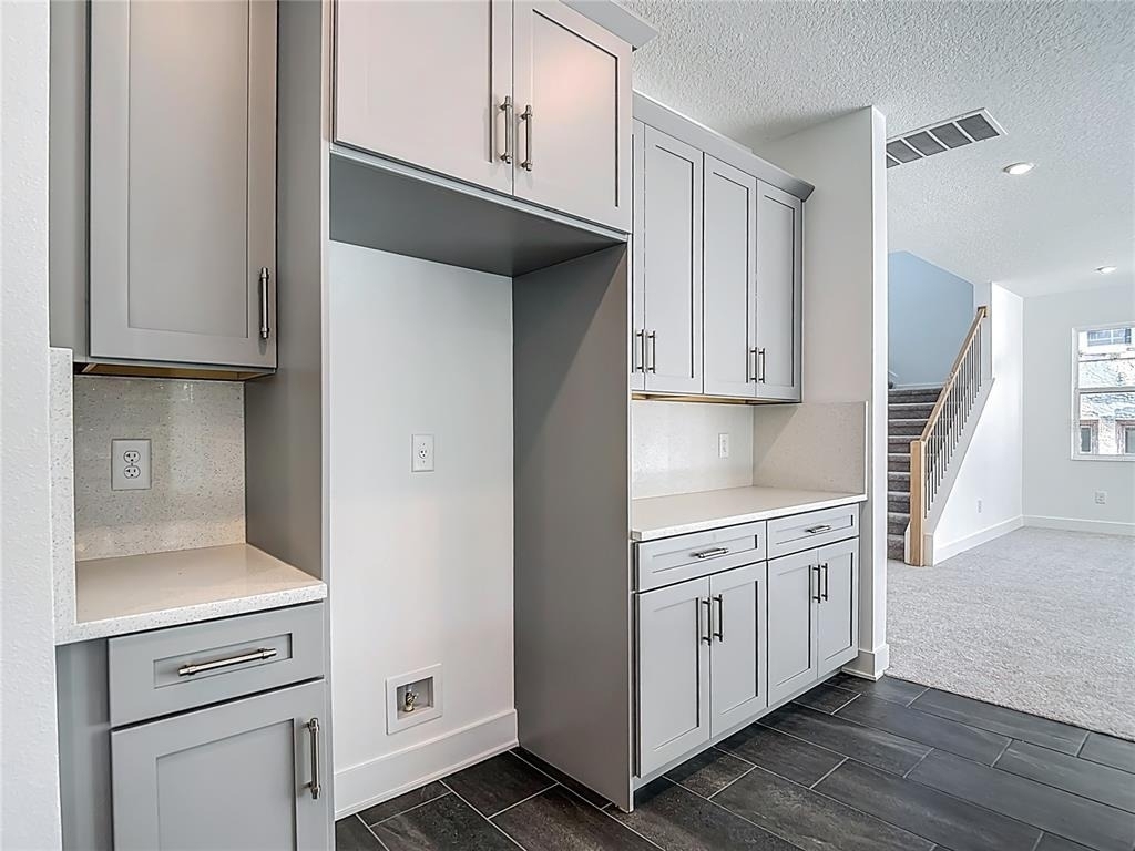 410 S West Shore Boulevard - Photo 26