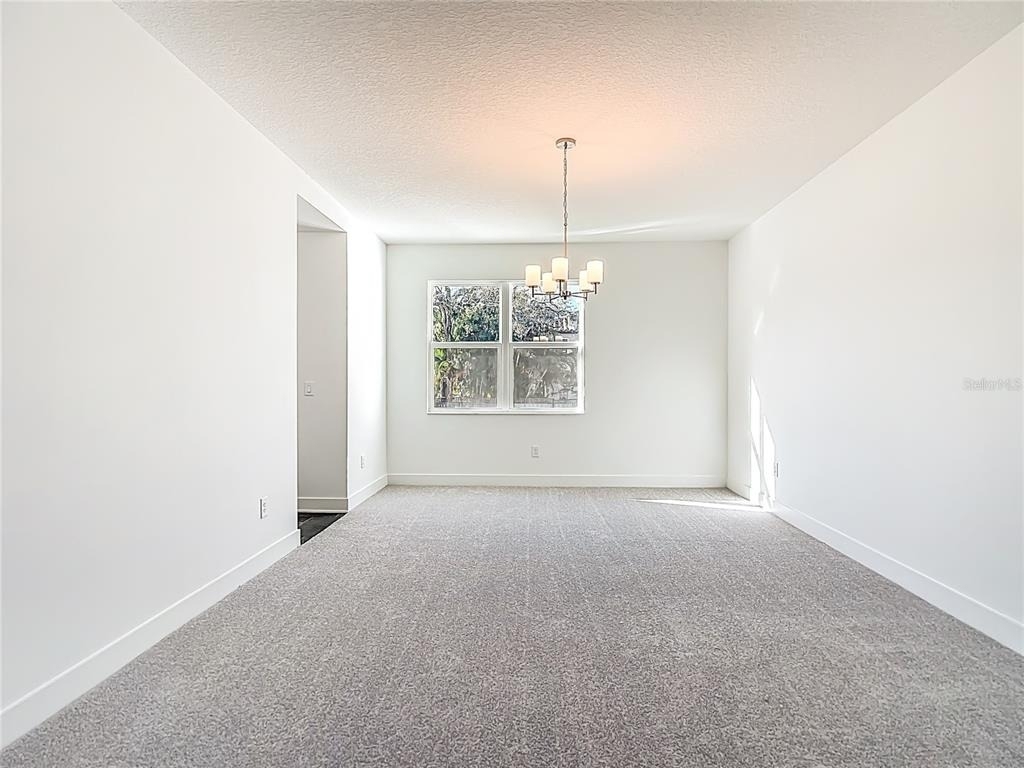 410 S West Shore Boulevard - Photo 9