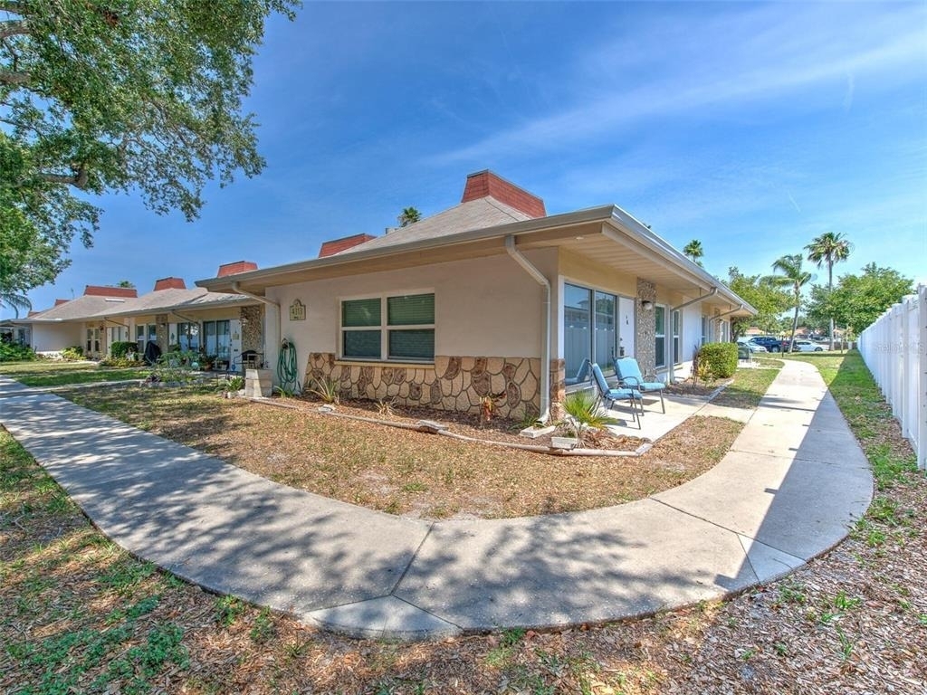 4313 Tahitian Gardens Circle - Photo 0