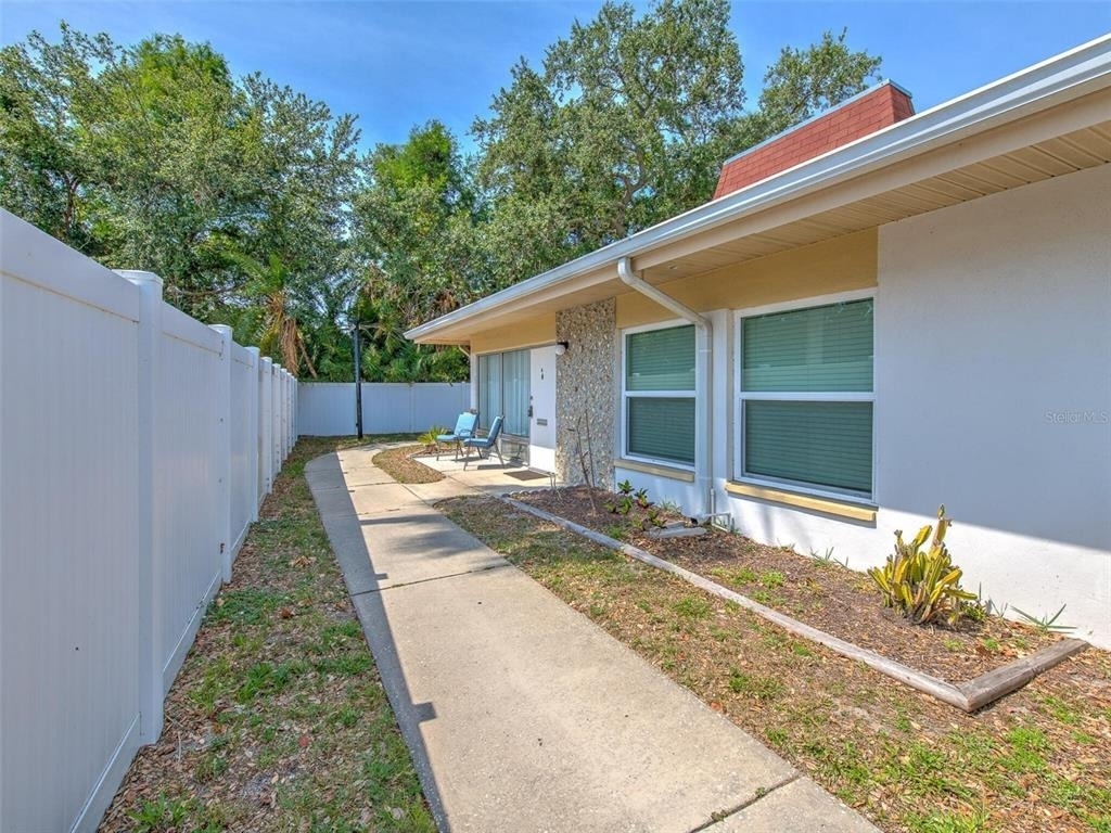 4313 Tahitian Gardens Circle - Photo 2