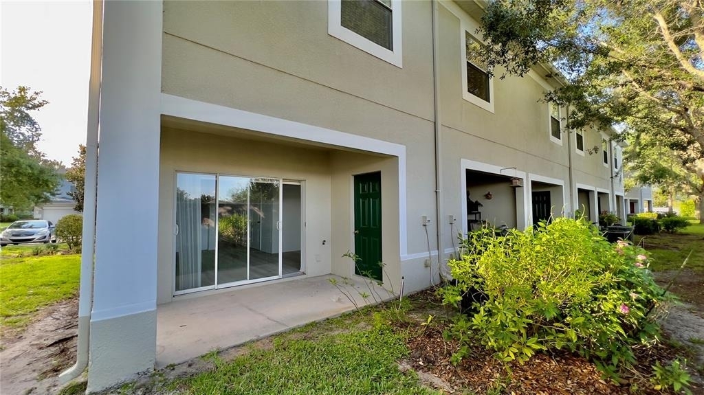 10946 Savannah Wood Drive - Photo 3