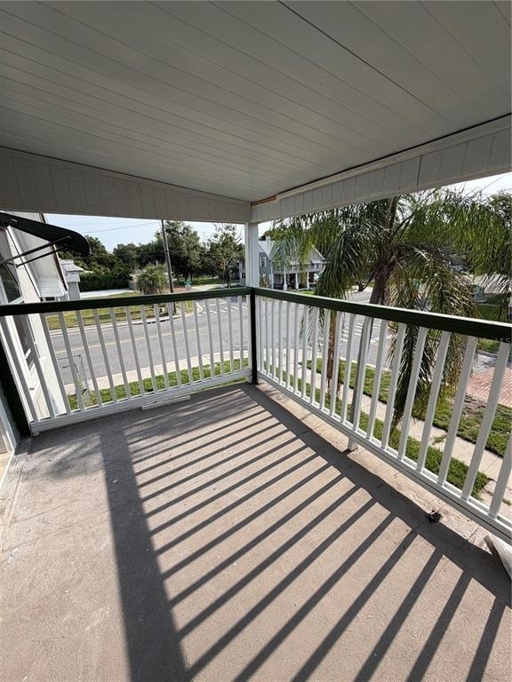 118 N Beaumont Avenue - Photo 25