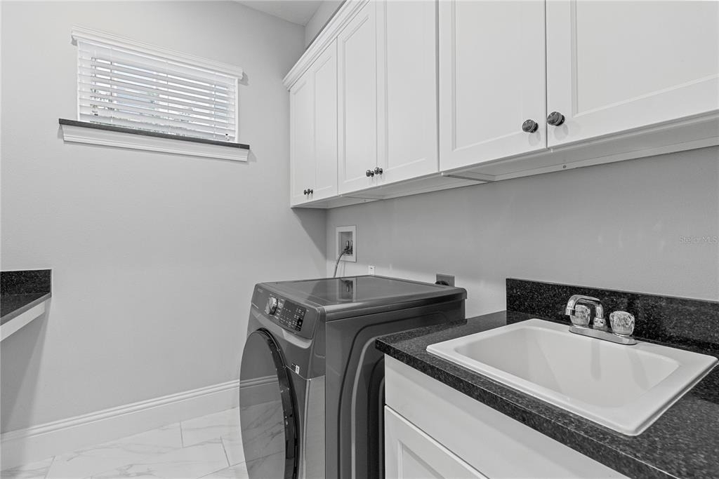 835 W Canton Avenue - Photo 13