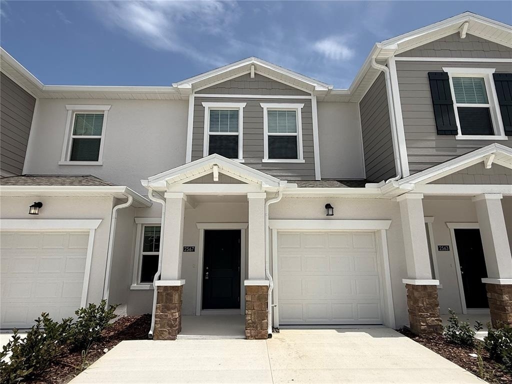 2563 Skyline Loop - Photo 0