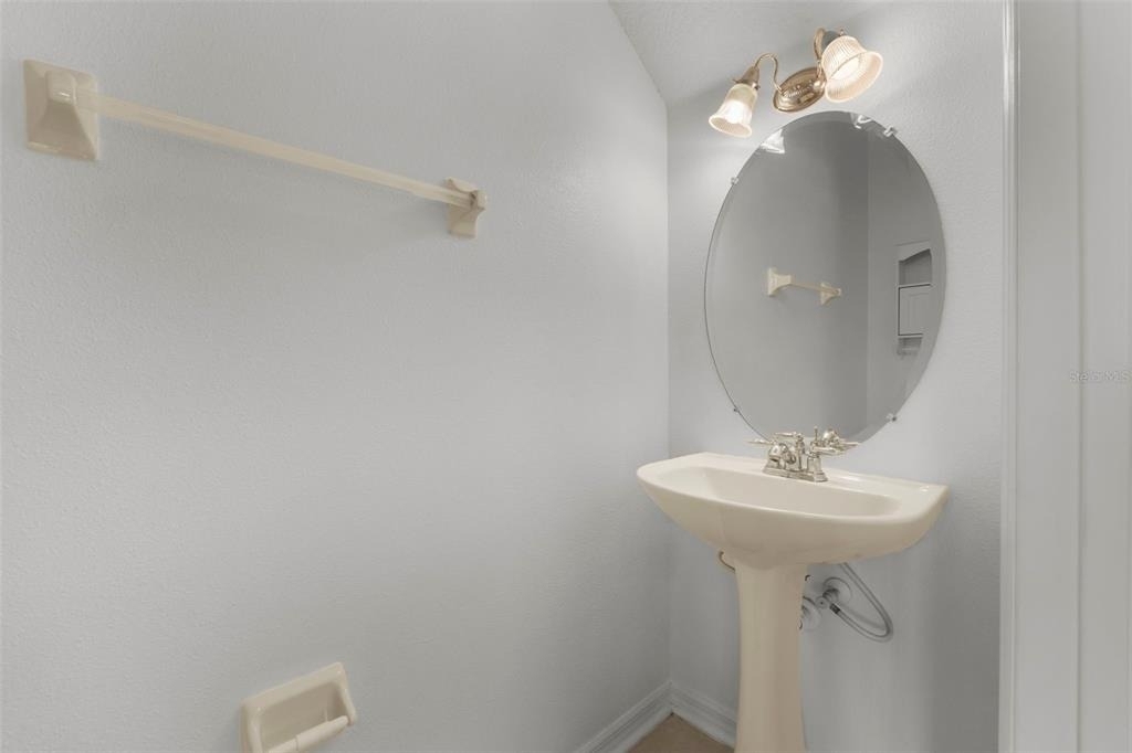 10325 Manderley Way - Photo 36