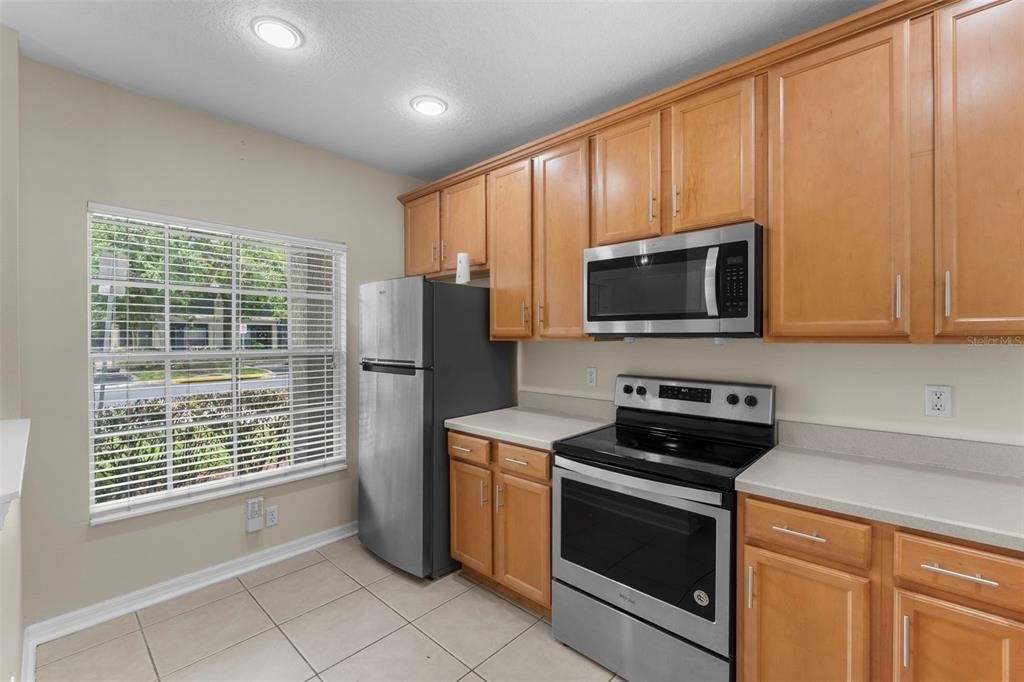 10325 Manderley Way - Photo 10