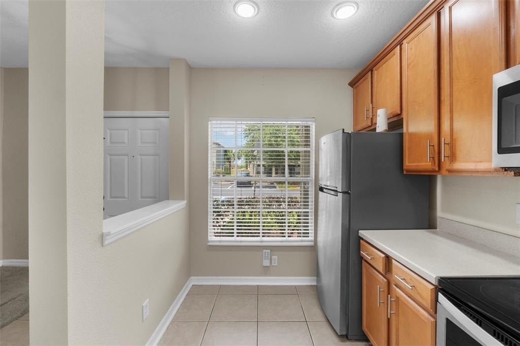 10325 Manderley Way - Photo 11