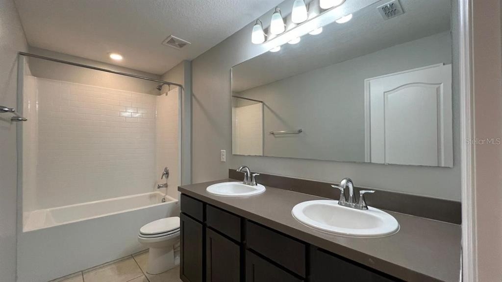 4805 Coral Castle Drive - Photo 16