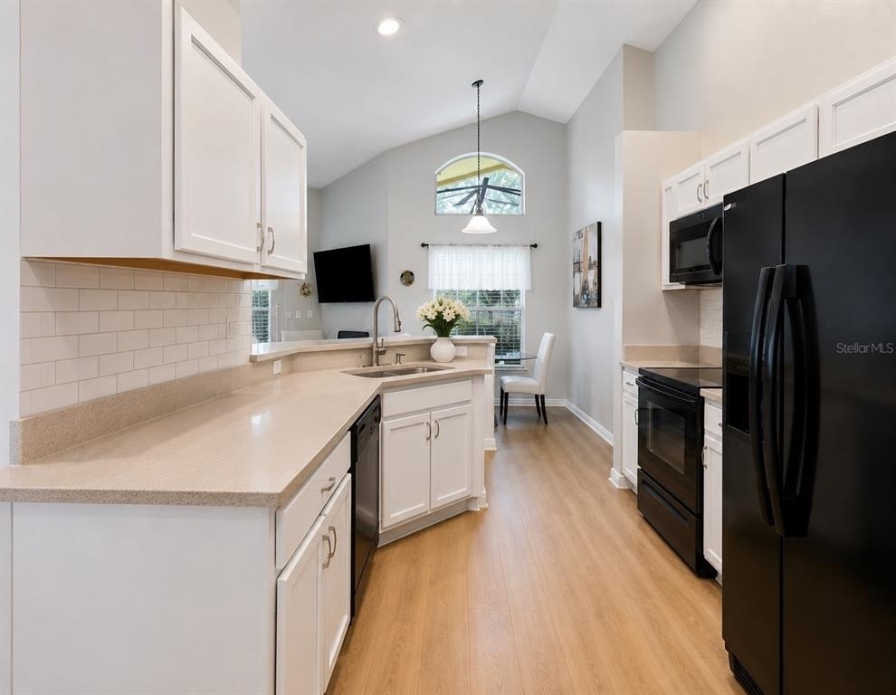 2520 Dharma Circle - Photo 5