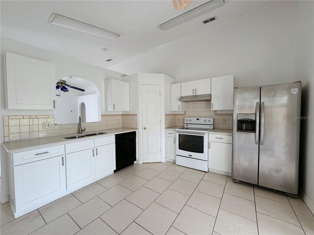 6867 Belmar Drive - Photo 15