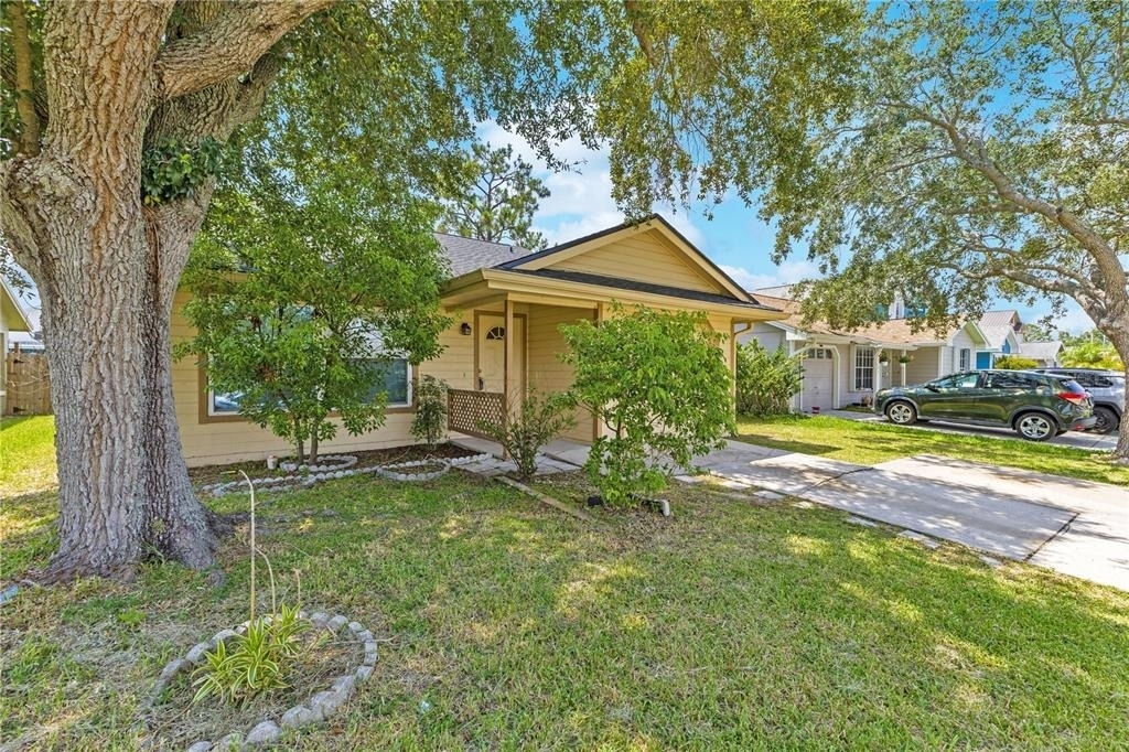 9148 Dubois Boulevard - Photo 1