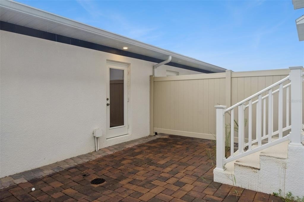 827 Creeping Fig Street - Photo 18