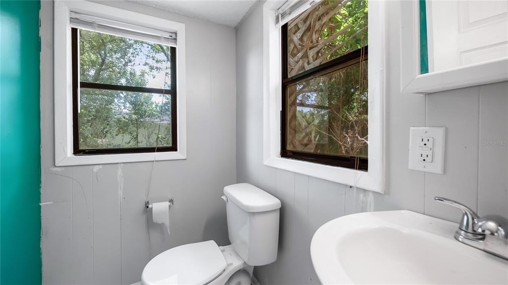 2201 Dolarway Street - Photo 12
