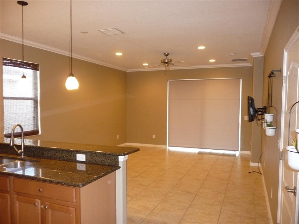 14256 Queenside Street - Photo 5