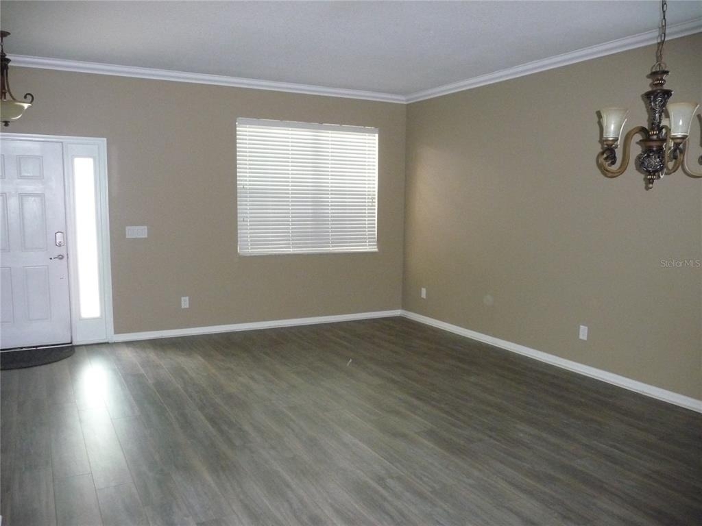 14256 Queenside Street - Photo 4
