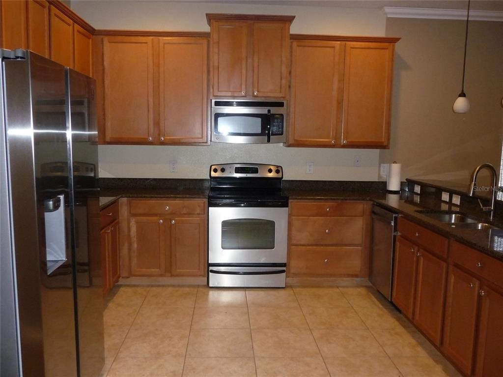 14256 Queenside Street - Photo 3