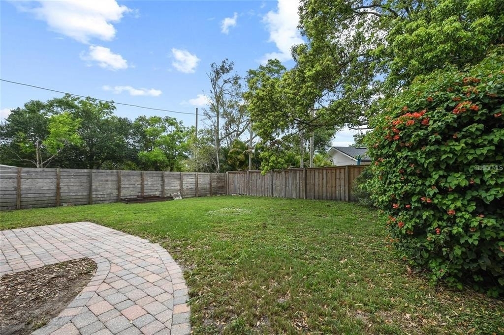 1627 Orange Avenue - Photo 4