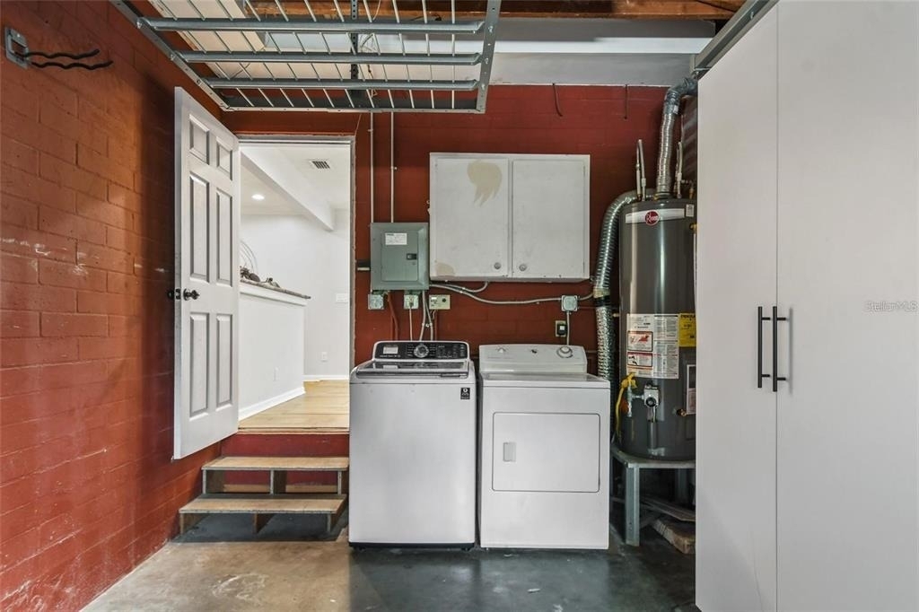 1627 Orange Avenue - Photo 2