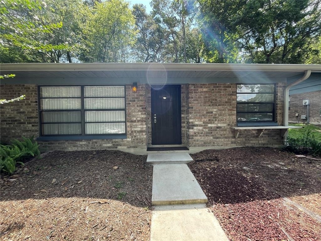 4524 Sw 46th Drive - Photo 0