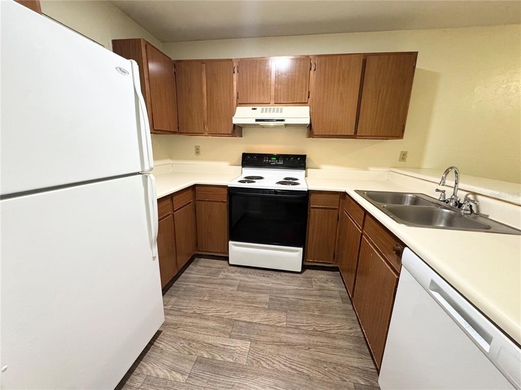 83 Se 16th Avenue - Photo 2