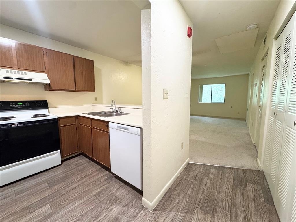 83 Se 16th Avenue - Photo 1