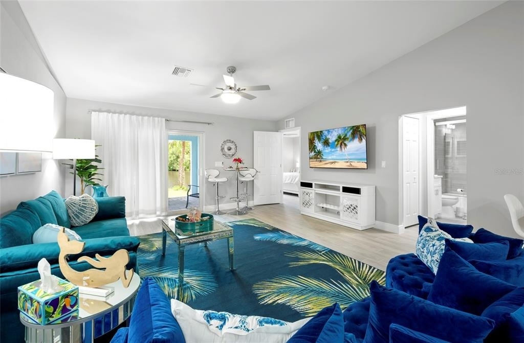2098 Como Street - Photo 14