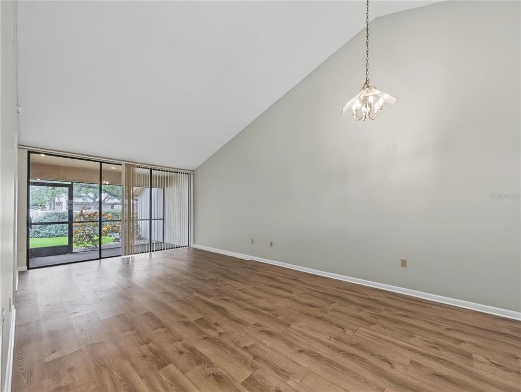 4554 Morningside - Photo 7