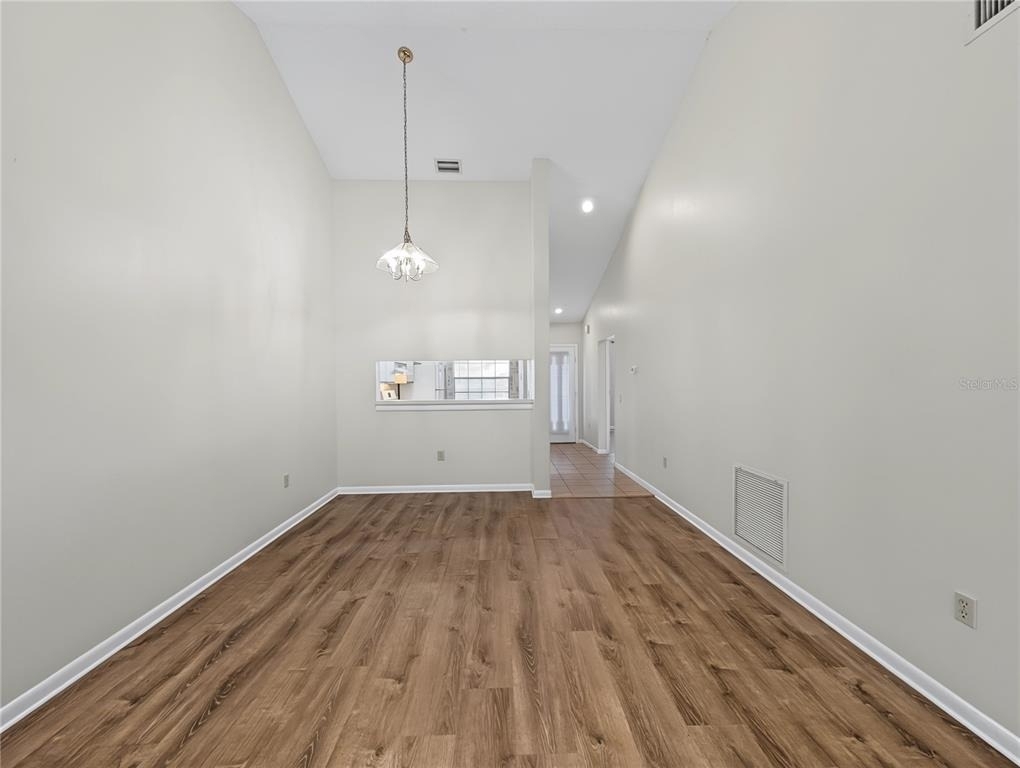 4554 Morningside - Photo 8