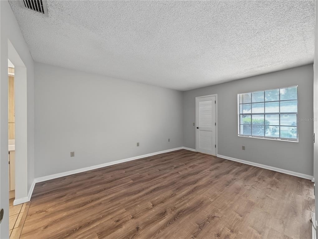 4554 Morningside - Photo 9