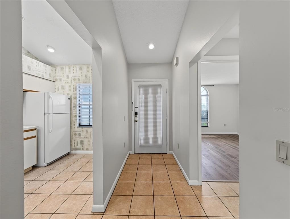 4554 Morningside - Photo 3