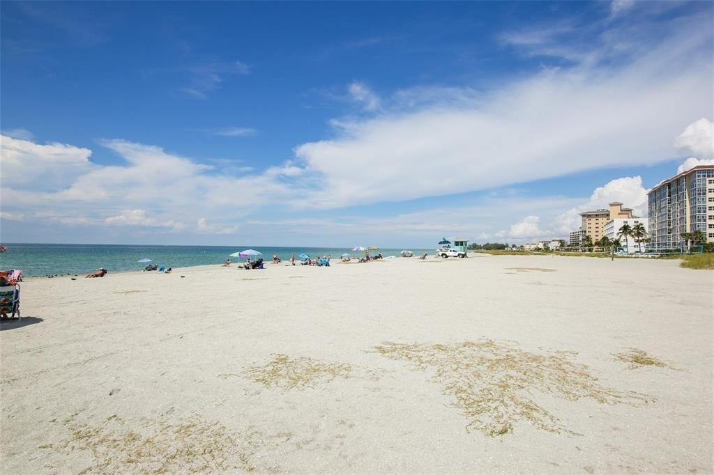 1329 Nantucket Road - Photo 36
