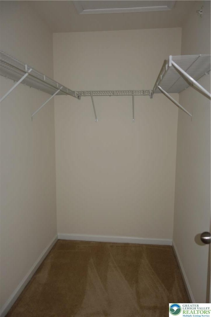 1033 King Way - Photo 10