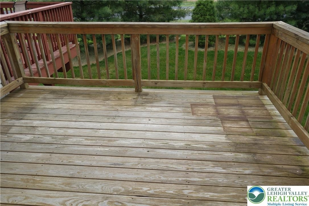 1033 King Way - Photo 3