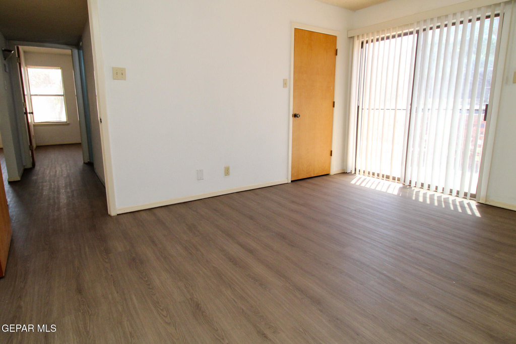 7465 Stoney Hill - Photo 8