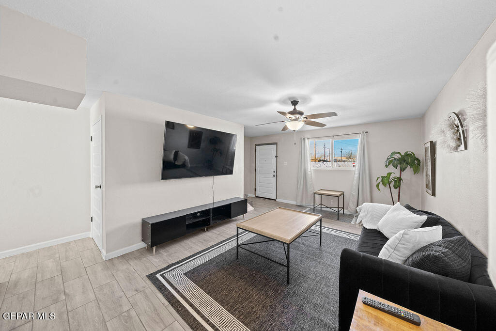7441 Alameda Avenue - Photo 5