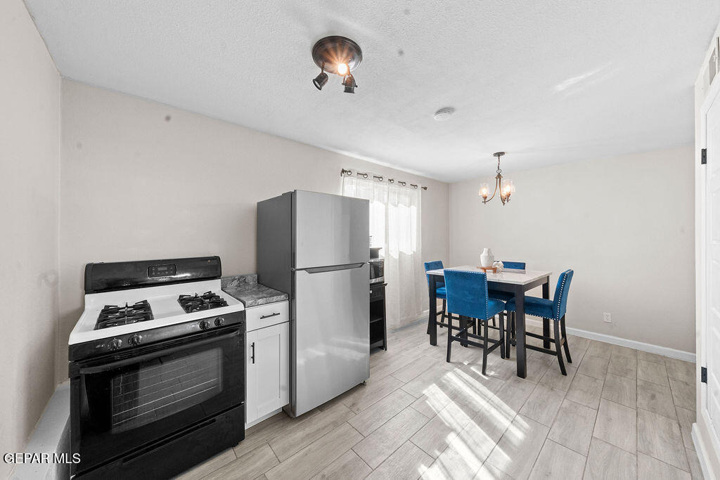 7441 Alameda Avenue - Photo 8