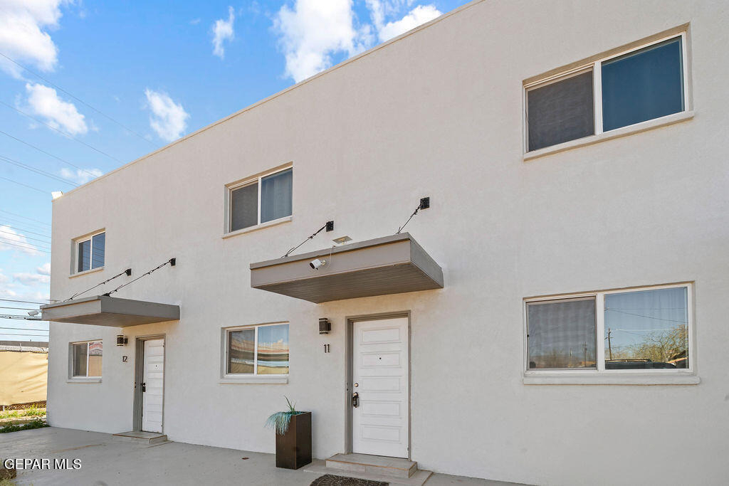 7441 Alameda Avenue - Photo 0