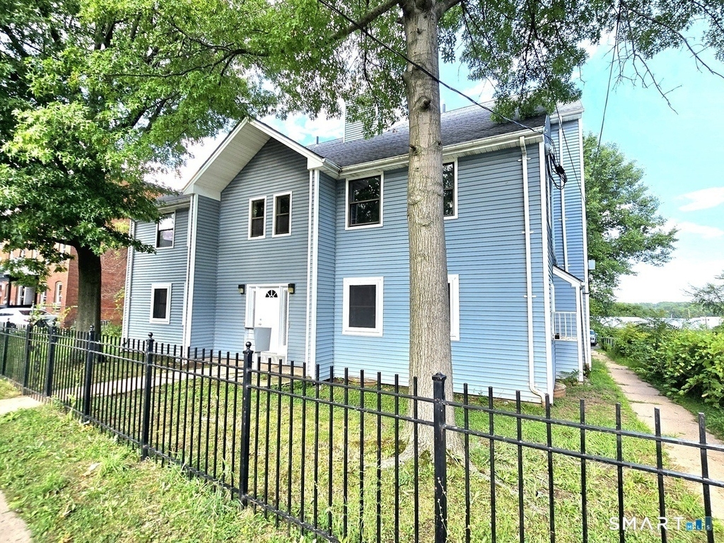 272 Bellevue Street - Photo 19