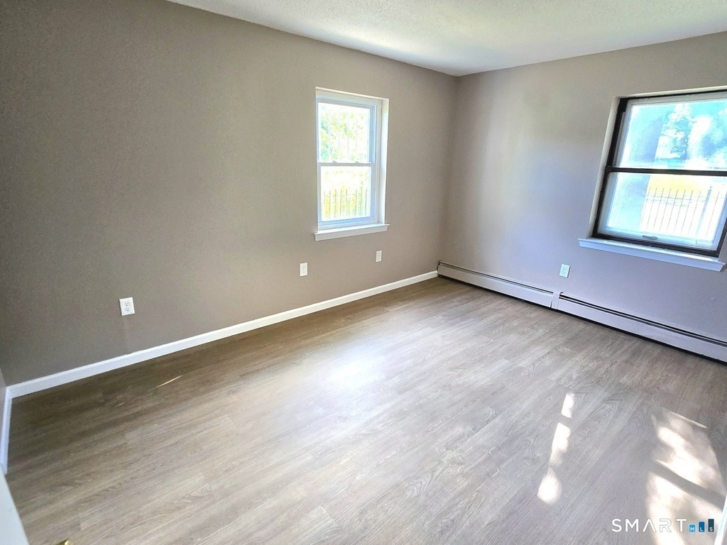 272 Bellevue Street - Photo 9