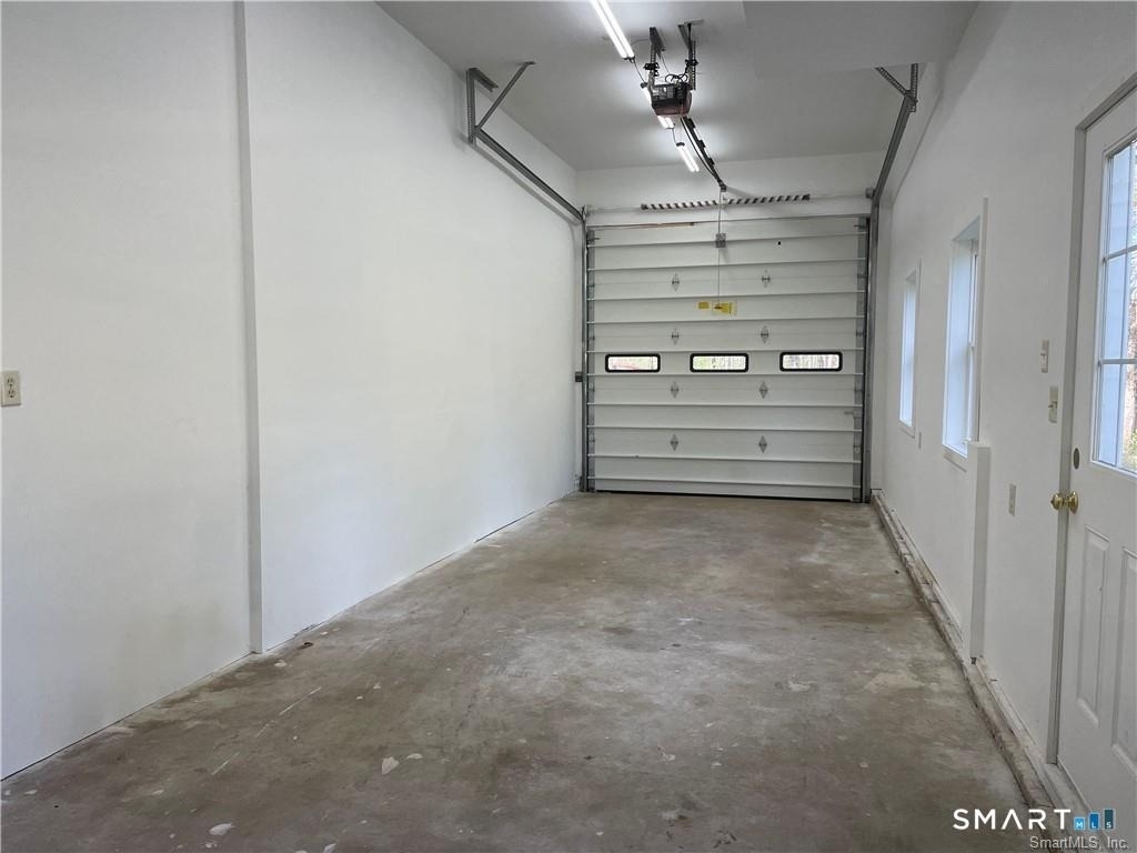1594 Broad Street - Photo 9