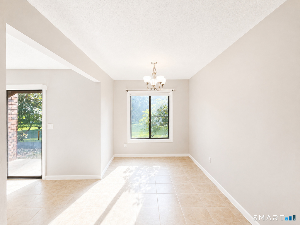 10 Woodsedge Drive - Photo 14