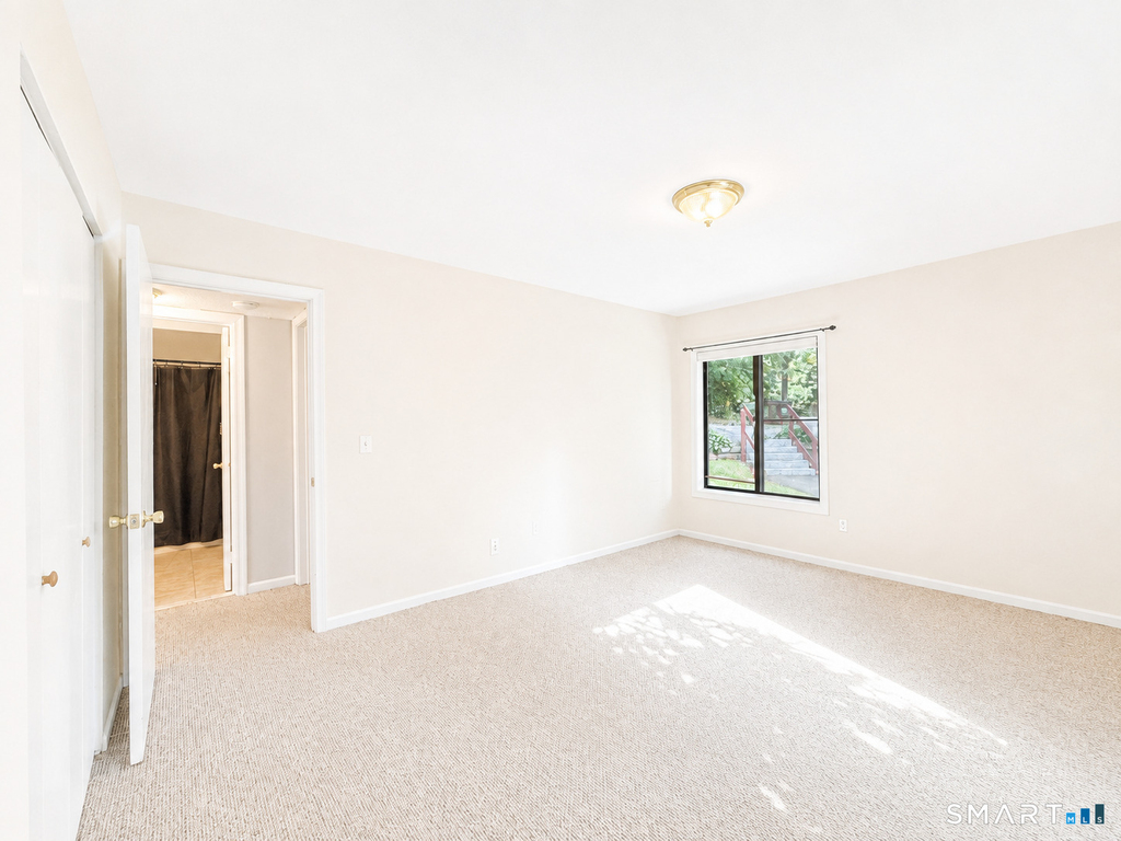 10 Woodsedge Drive - Photo 8