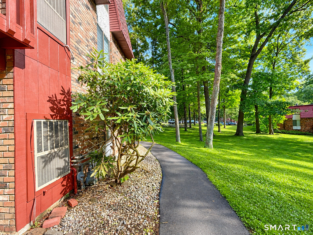10 Woodsedge Drive - Photo 22