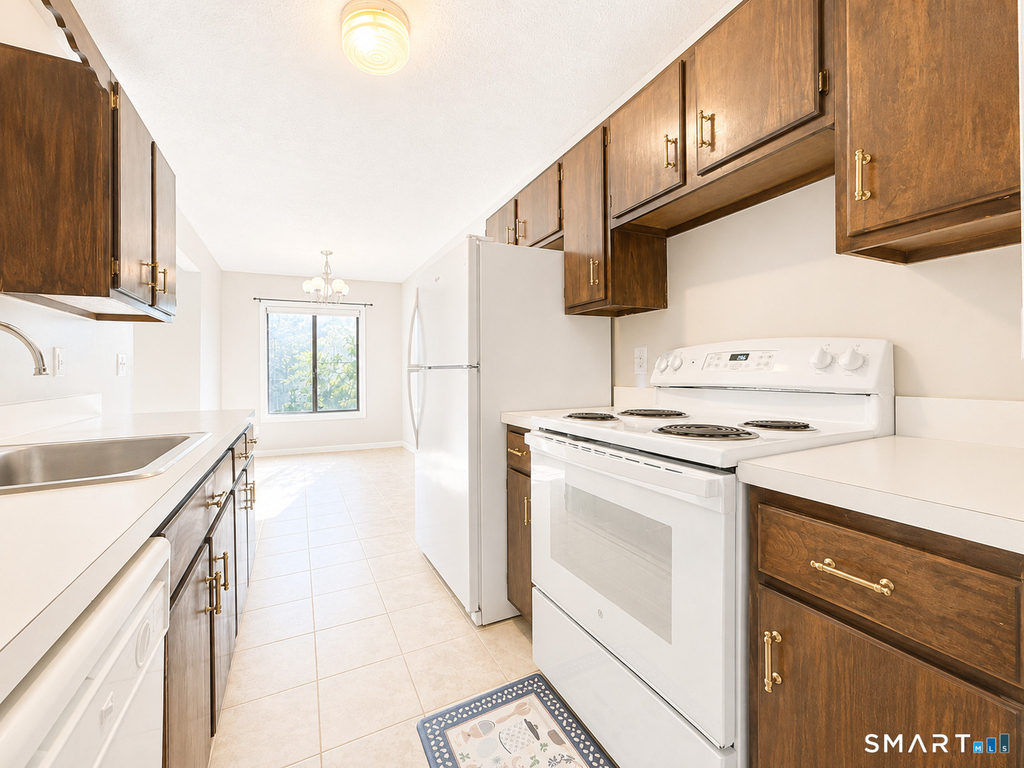 10 Woodsedge Drive - Photo 1