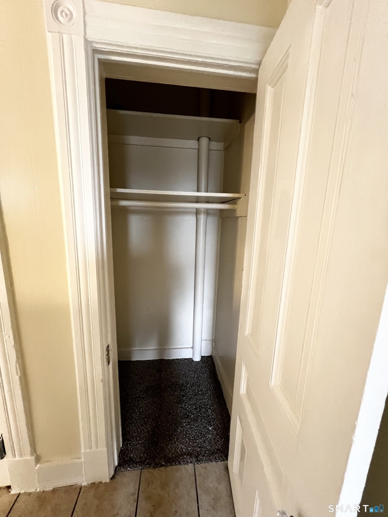 696 Main Street - Photo 4