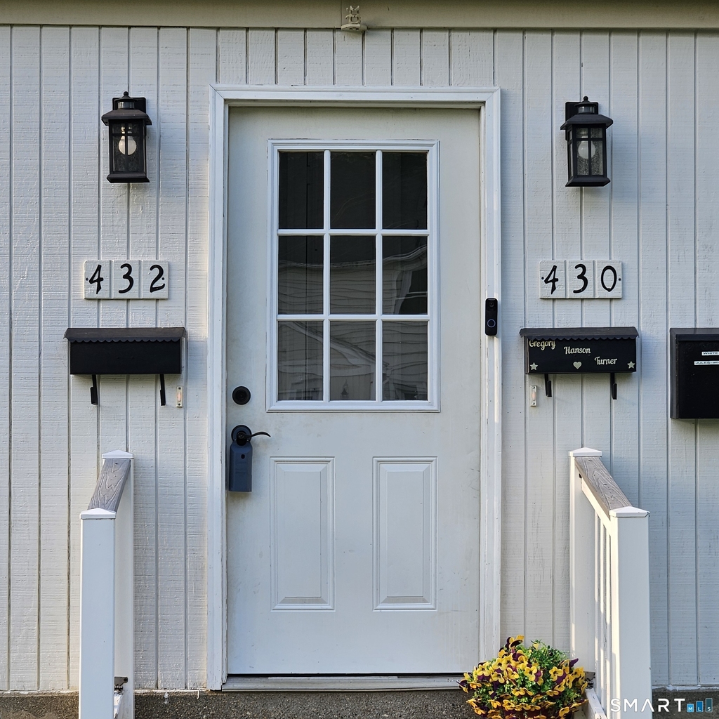 432 Pearl Harbor Street - Photo 1