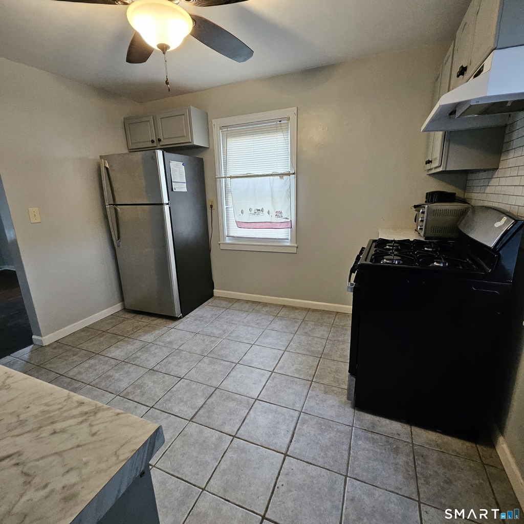 432 Pearl Harbor Street - Photo 8