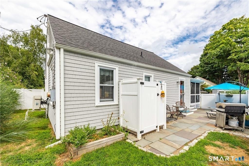 4 Elinor Road - Photo 18
