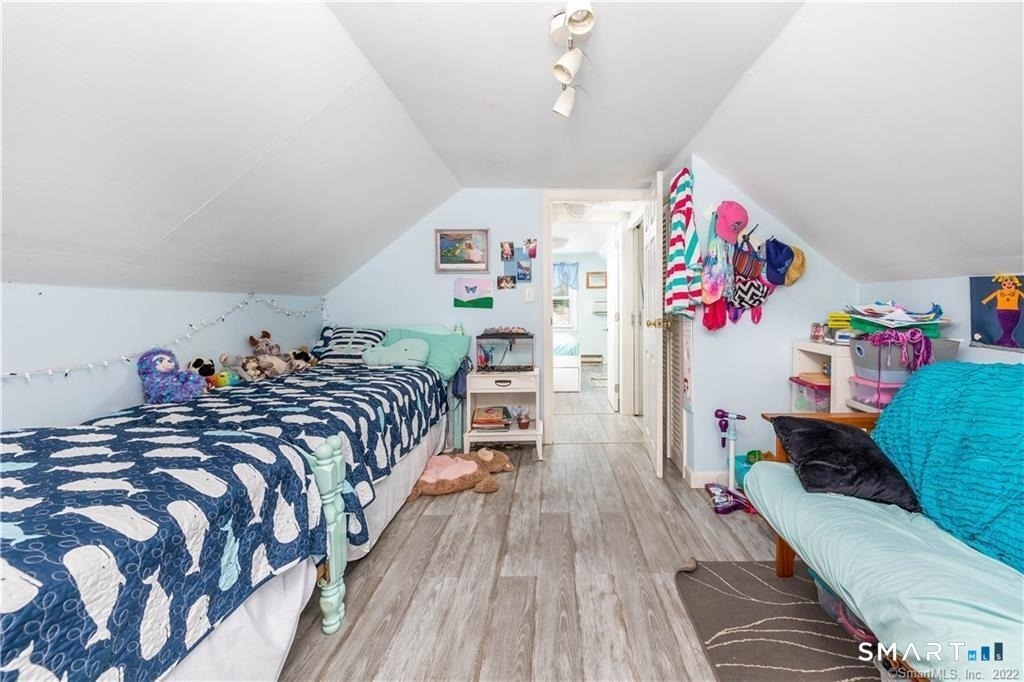 4 Elinor Road - Photo 13