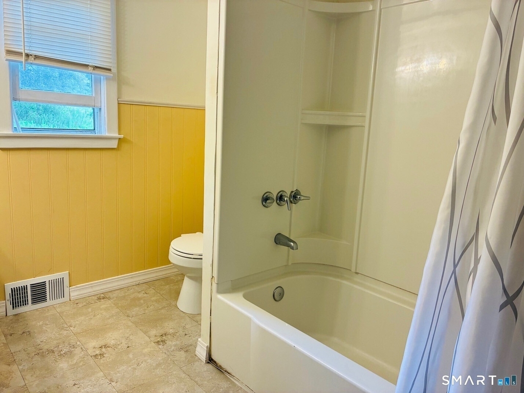 136 Chestnut Hill Road - Photo 6